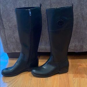 Tommy Hilfiger tall black leather boots